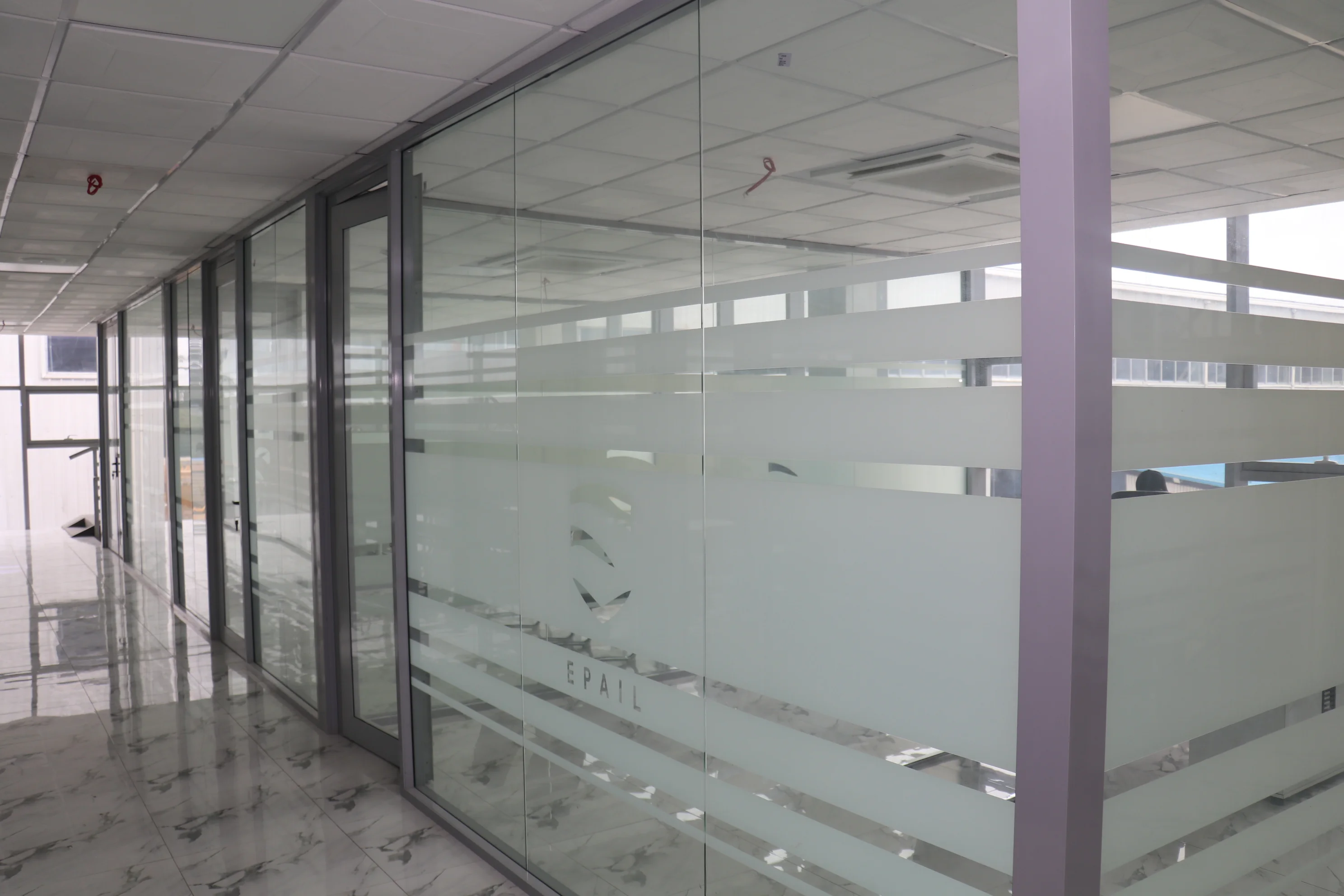 Glass curtain wall building