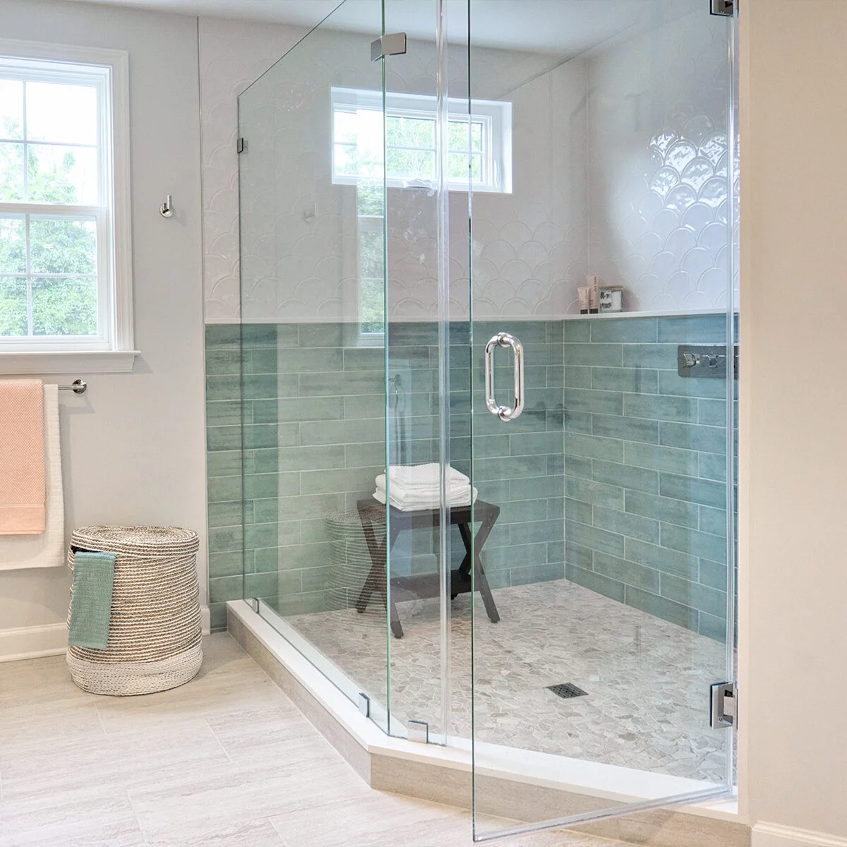 Frameless shower enclosure